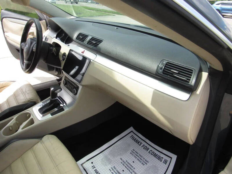 2010 Volkswagen CC Luxury