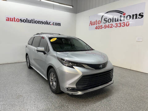 2021 Toyota Sienna XLE 8-Passenger