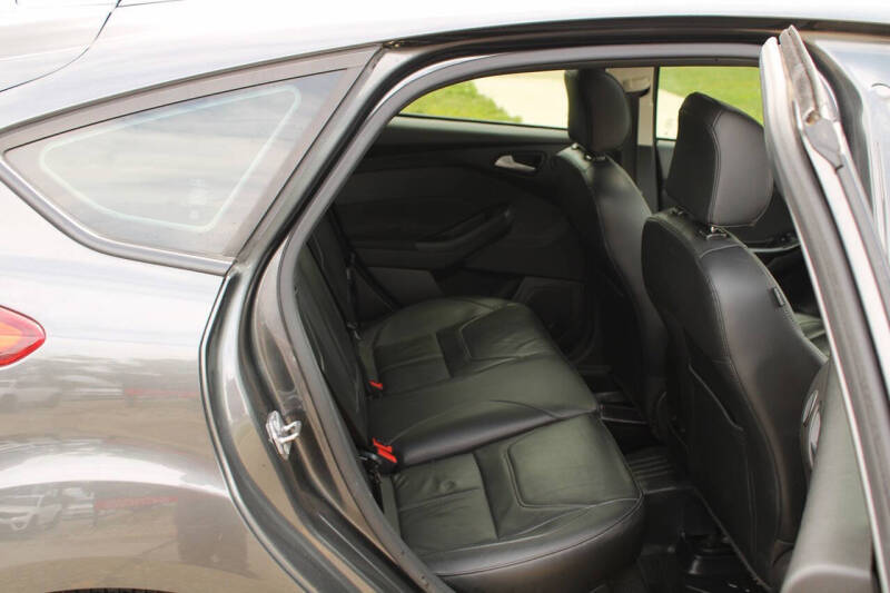 2018 Ford Focus Titanium