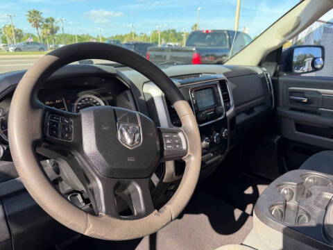 2016 RAM 1500 SLT