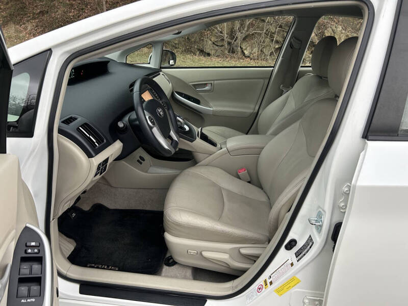 2010 Toyota Prius V