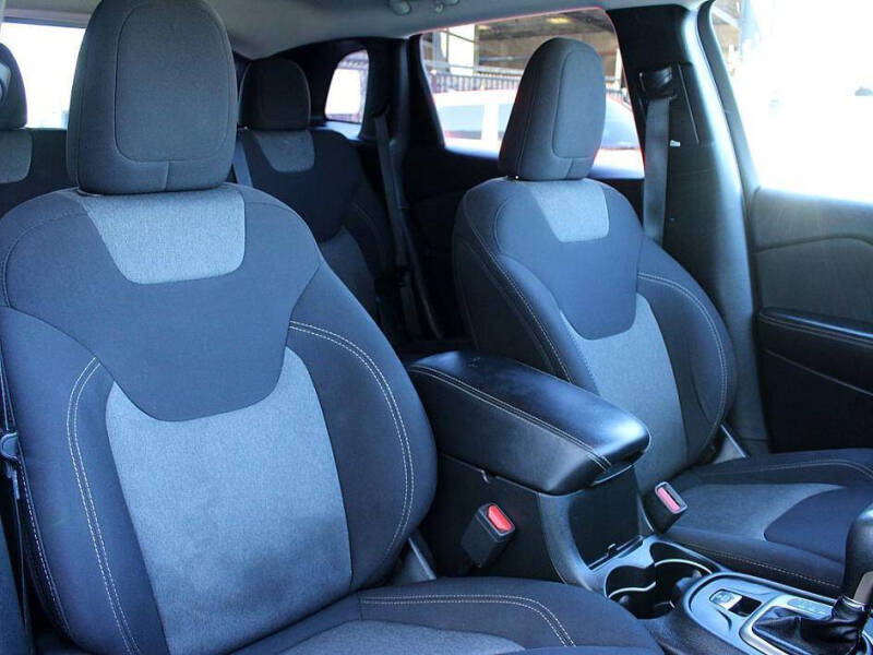 2018 Jeep Cherokee Latitude