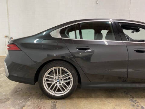 2025 BMW 5 Series 530i xDrive