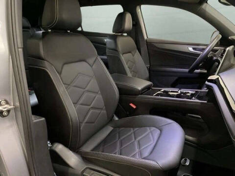 2025 Volkswagen Atlas Cross Sport SE 4Motion