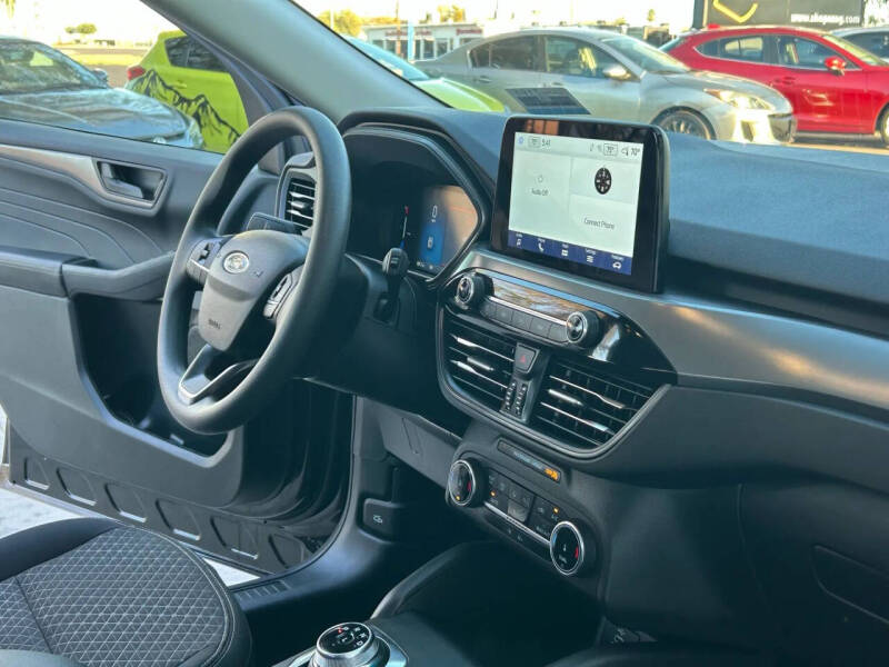 2025 Ford Escape Active