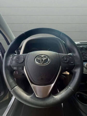2017 Toyota RAV4 XLE