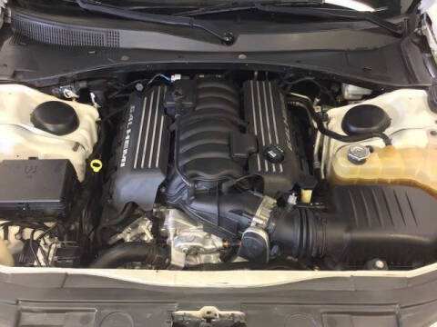 2012 Chrysler 300 SRT8