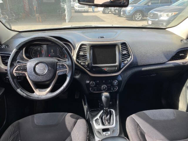 2017 Jeep Cherokee Latitude