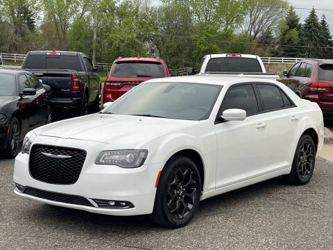 2019 Chrysler 300 for sale at North Imports LLC in Burnsville MN