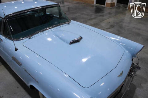 1957 Ford Thunderbird