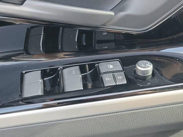 2024 Toyota bZ4X Limited