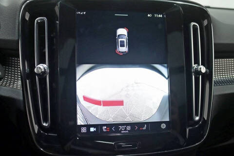 2021 Volvo XC40 Recharge Pure Electric P8