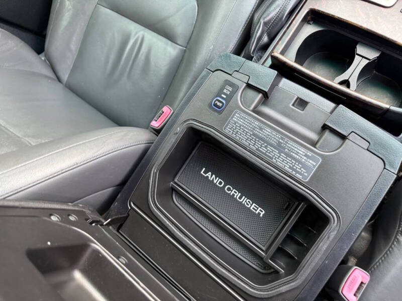 2009 Toyota Land Cruiser