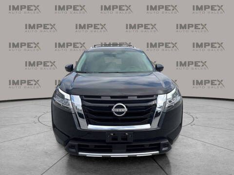 2023 Nissan Pathfinder Platinum