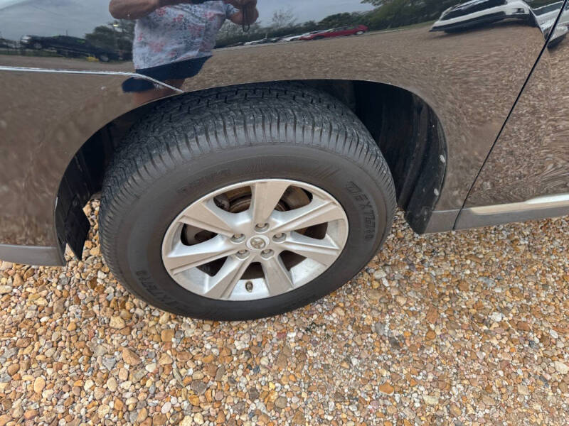 2011 Toyota Highlander SE