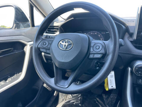 2023 Toyota RAV4 Hybrid LE