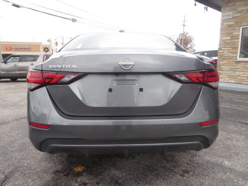 2025 Nissan Sentra SV