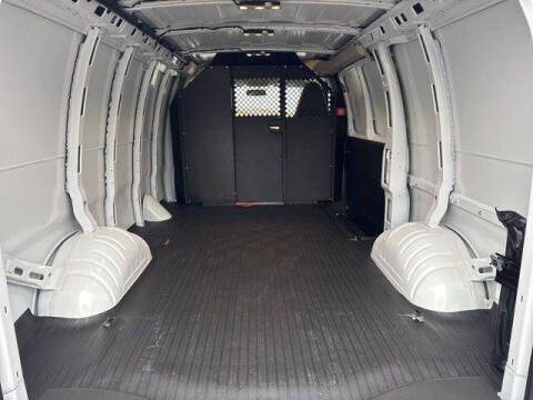 2025 GMC Savana 2500