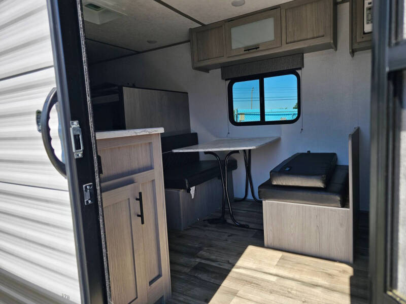 2024 Keystone RV coleman camper