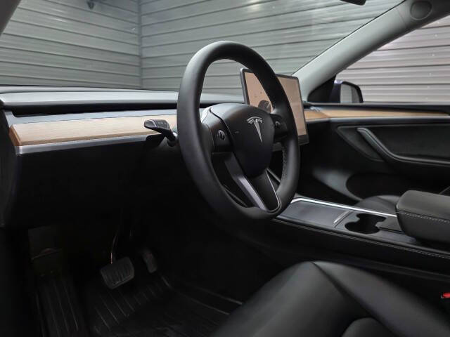 2025 Tesla Model Y Long Range