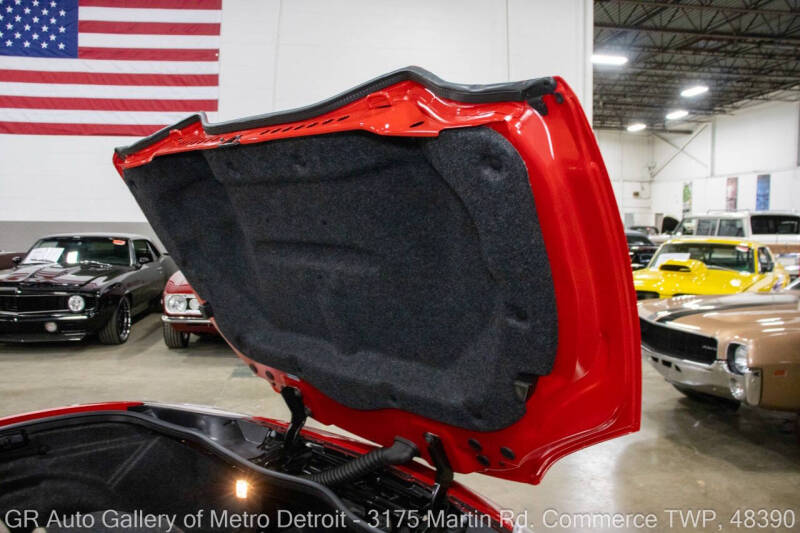 2009 Saturn SKY Red Line