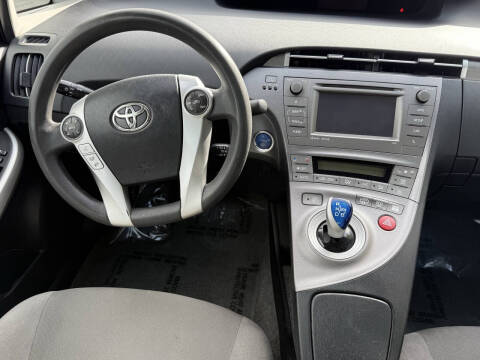 2013 Toyota Prius Plug-in Hybrid