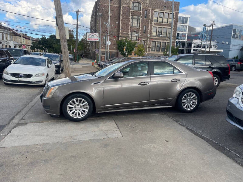 2012 Cadillac CTS Sport Sedan Luxury Collection's photo