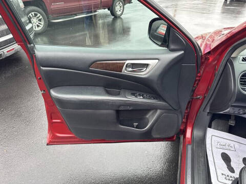 2014 Nissan Pathfinder S