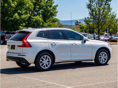2018 Volvo XC60 T5 Momentum