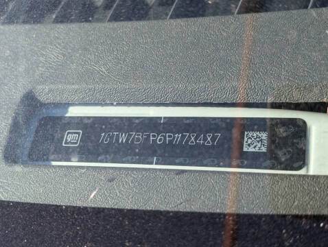 2023 GMC Savana 2500