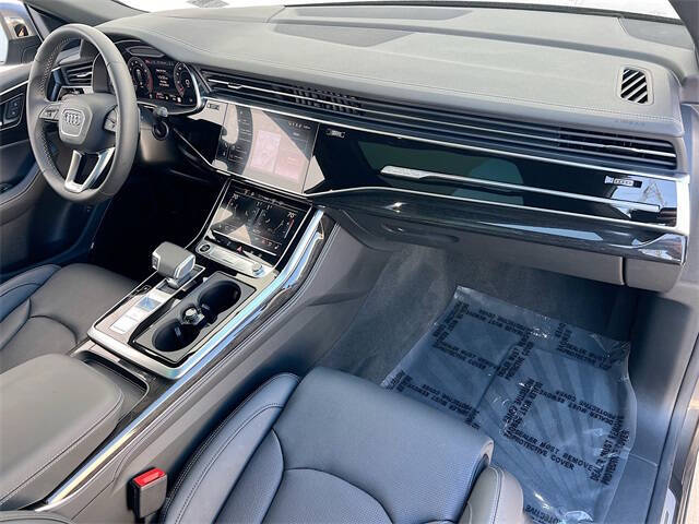 2025 Audi Q8 quattro Prestige 55 TFSI
