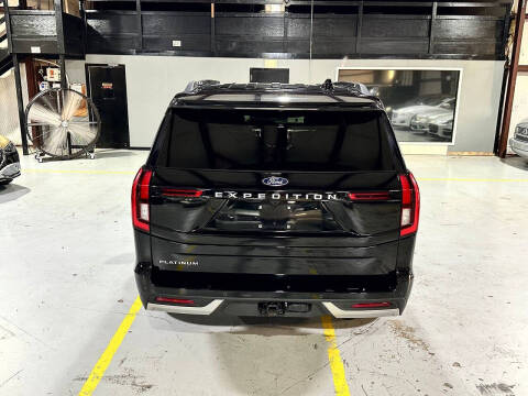 2025 Ford Expedition Platinum