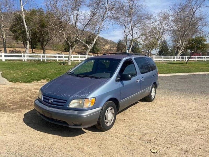 2003 Toyota Sienna