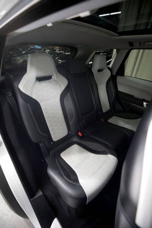 2020 Land Rover Range Rover Sport SVR