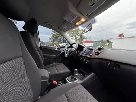 2018 Volkswagen Tiguan Limited 2.0T