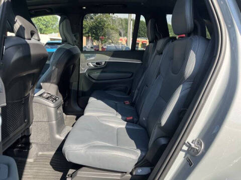 2024 Volvo XC90 Recharge T8 Ultimate Bright Theme 7P