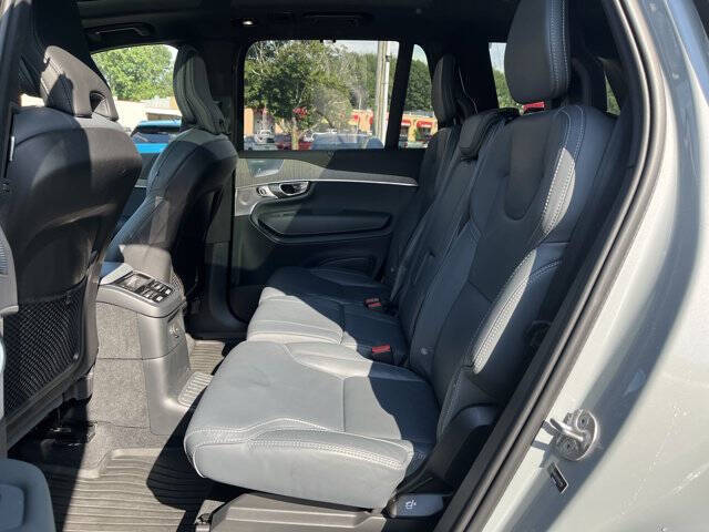 2024 Volvo XC90 Recharge T8 Ultimate Bright Theme 7P