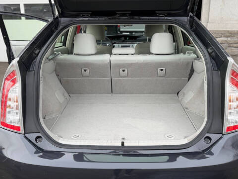 2012 Toyota Prius Two