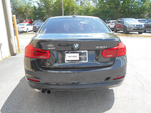 2018 BMW 3 Series 330i xDrive