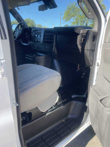 2020 Chevrolet Express 2500