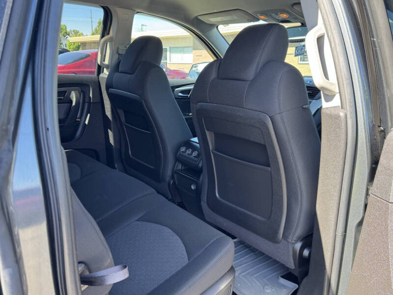 2011 Chevrolet Traverse LT