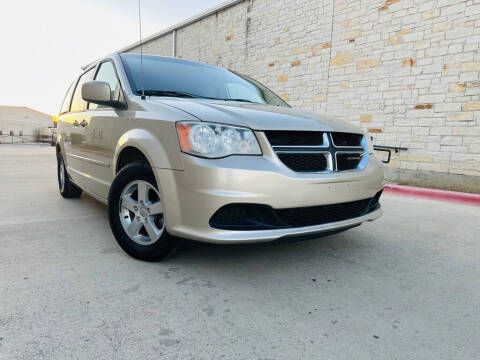 2013 Dodge Grand Caravan for sale at Ascend Auto in Buda TX