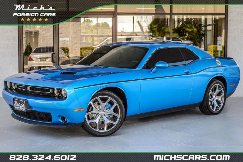 2015 Dodge Challenger SXT Plus