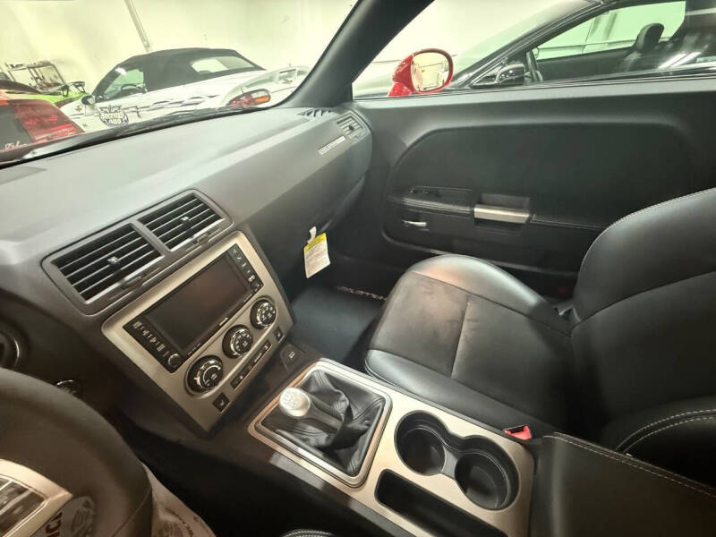 2012 Dodge Challenger SRT8 392