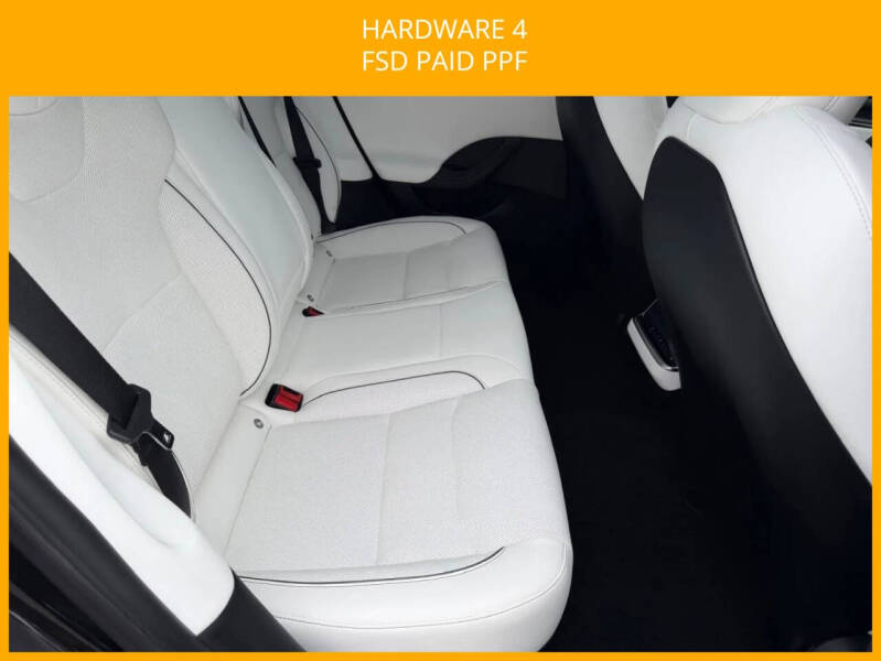 2023 Tesla Model S Plaid