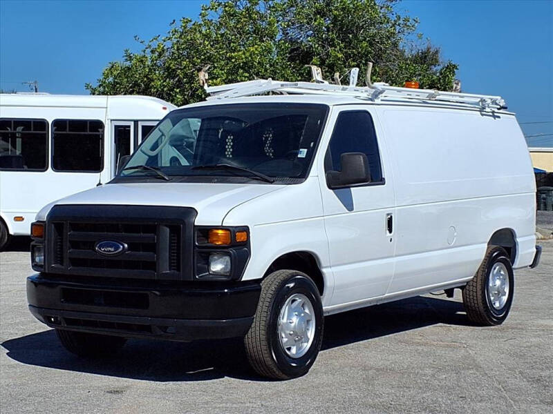 2011 Ford E-Series E-250