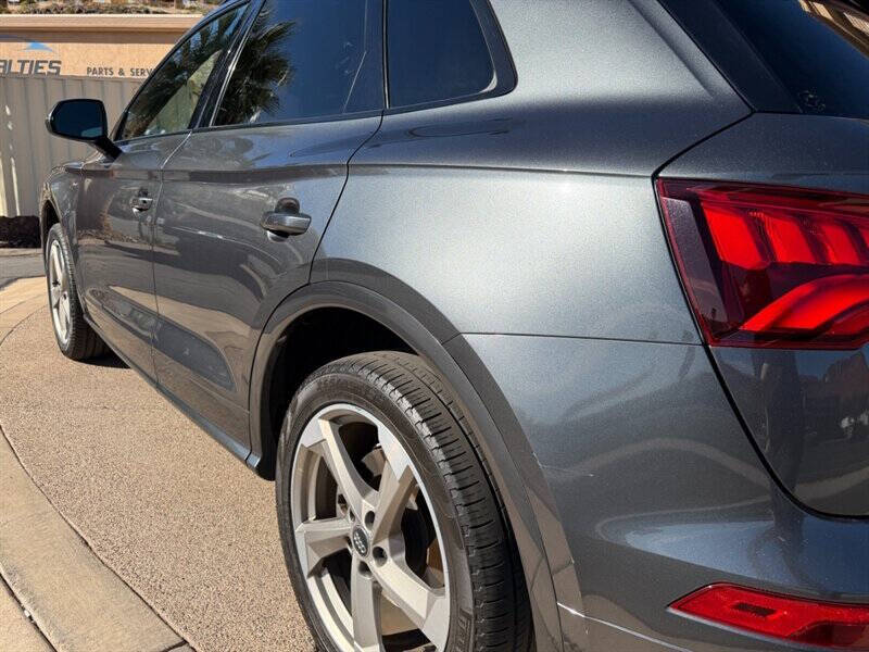 2020 Audi Q5 quattro Titanium Prem Pl 45 TFSI