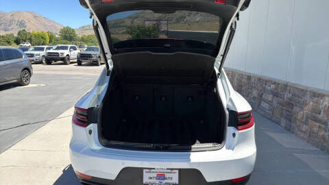2017 Porsche Macan S