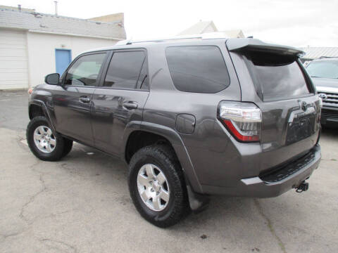 2018 Toyota 4Runner SR5