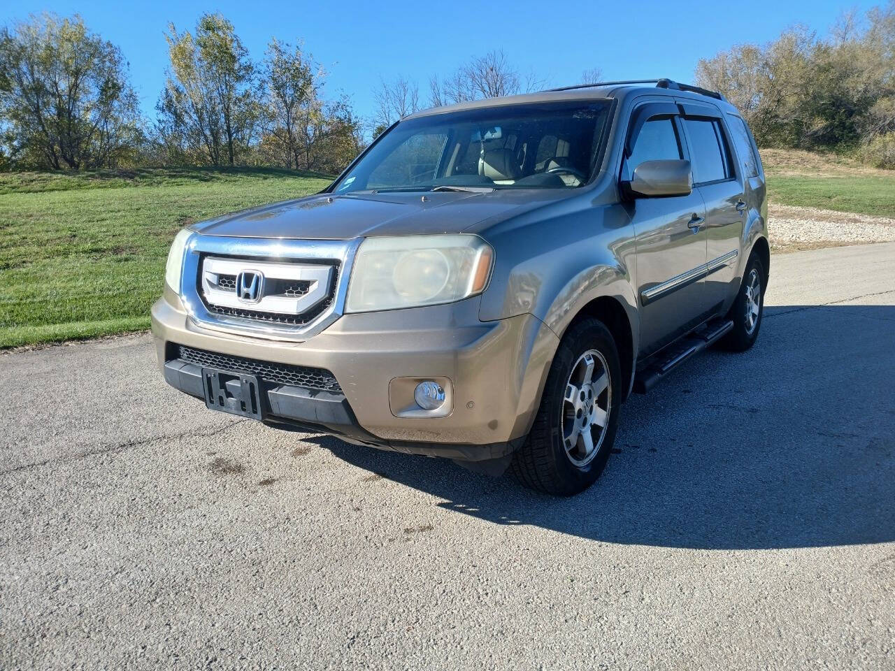 2009 Honda Pilot for sale at Fast Track Auto Mart in Kansas City, MO